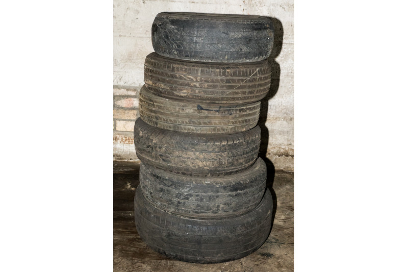 6 TYRES ASSORTED USED