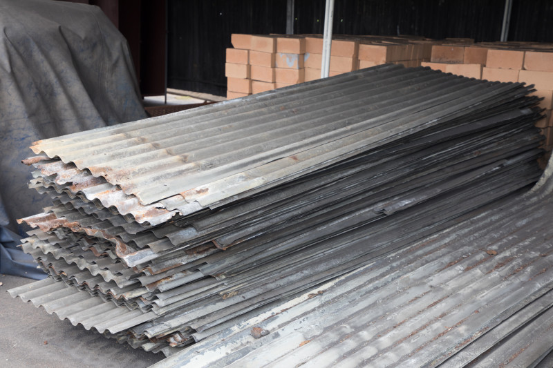 lot assorted flat and curved roofing sheets