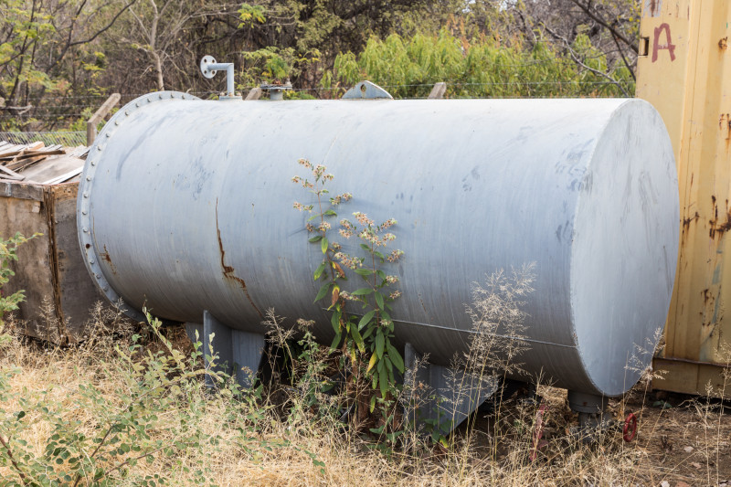 governor steel tank [approximate 5000litre]